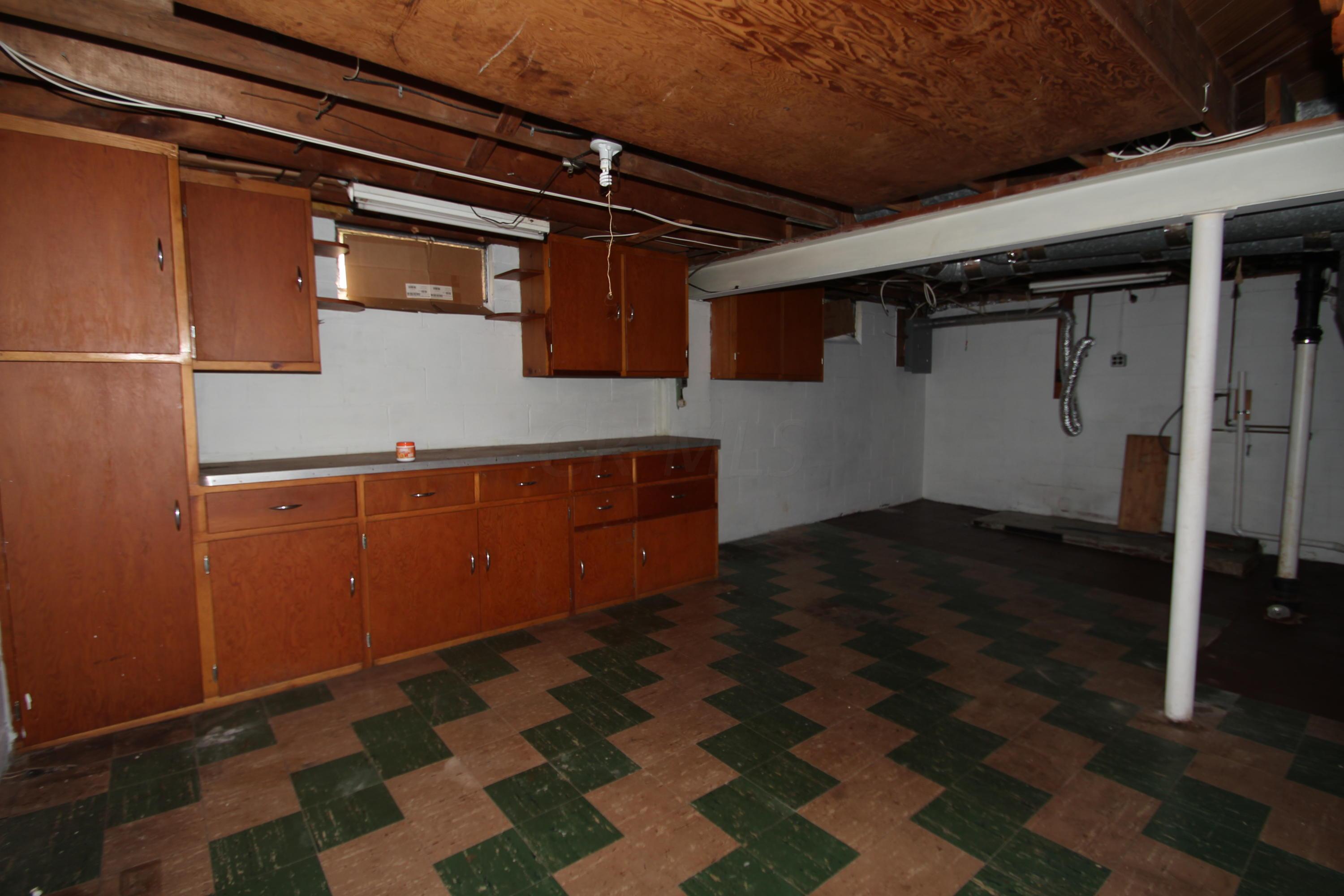 3557 Karl Road Columbus, OH 43224 - Photo 23 of 35 Gallery Image 23