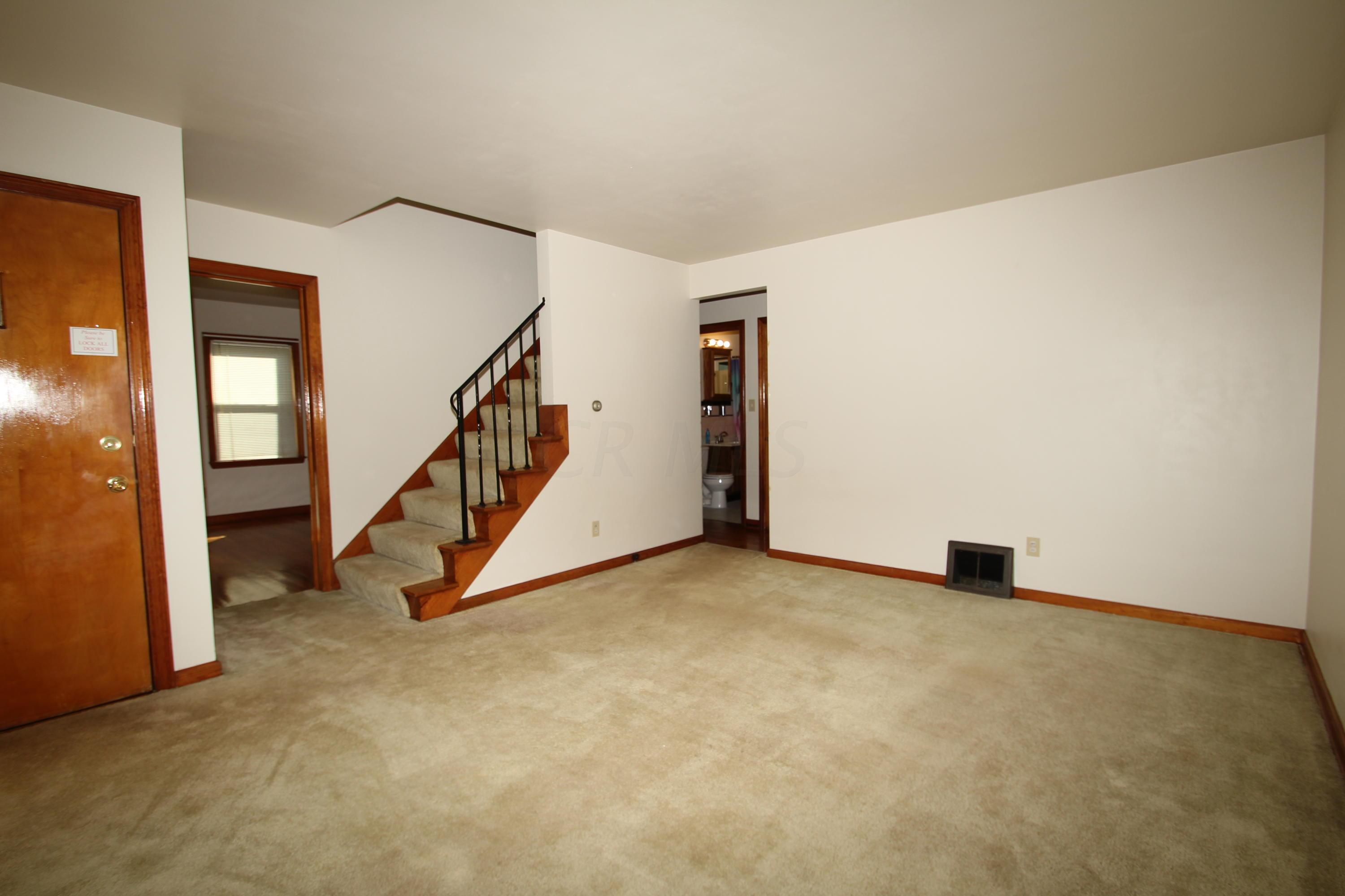 3557 Karl Road Columbus, OH 43224 - Photo 5 of 35 Gallery Image 5
