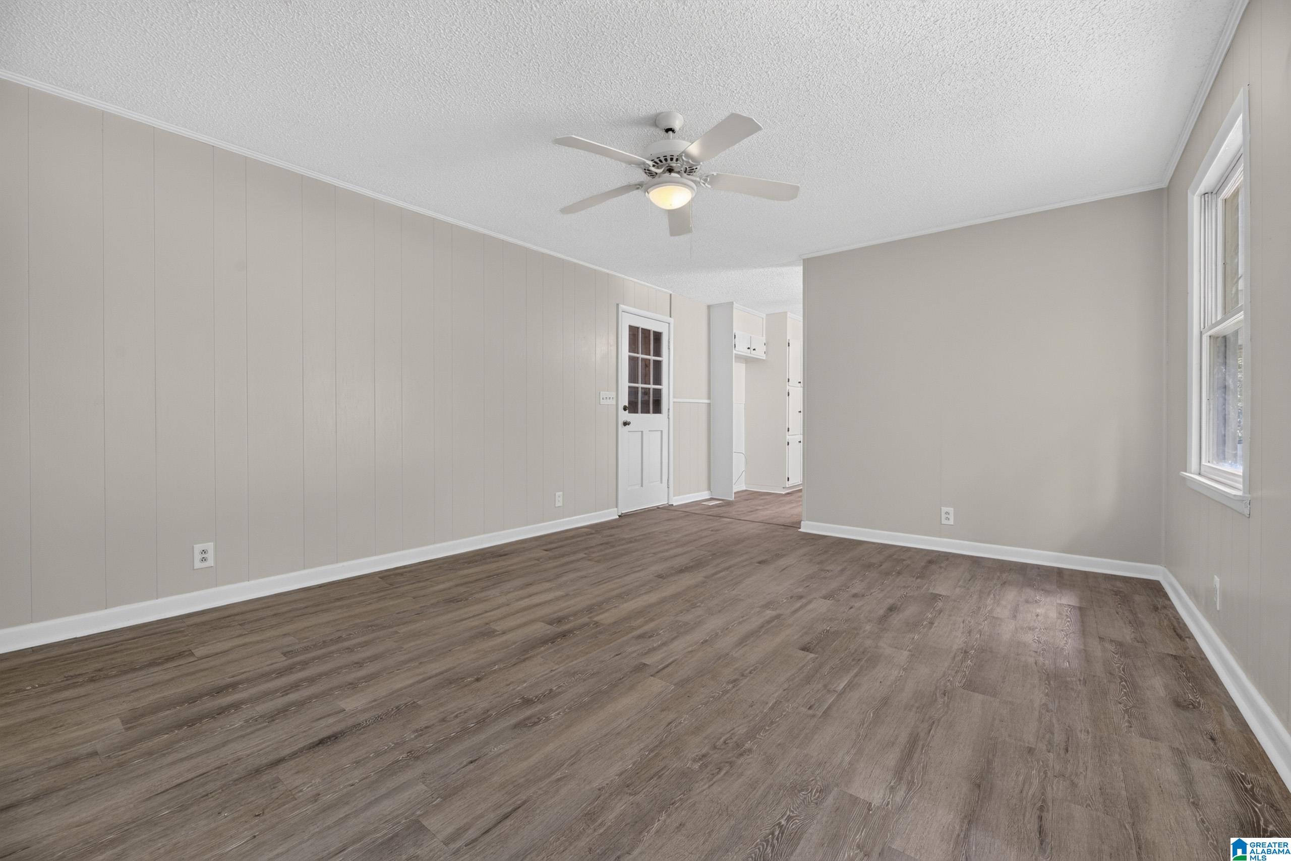 813 Sunshine Avenue Oneonta, AL 35121 - Photo 17 of 54