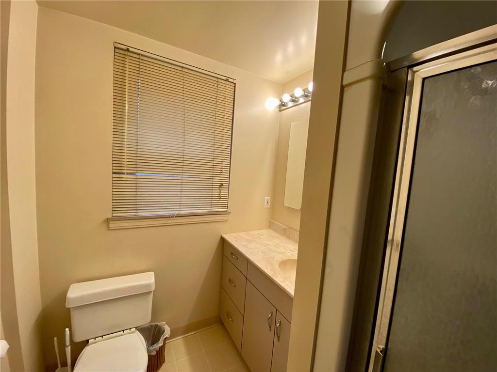 320 Le Roi Road Pittsburgh, PA 15208 - Photo 8 of 18 Gallery Image 8