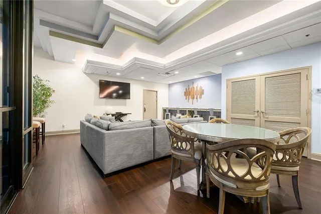 $250,000 | 3481 Lakeside Drive Northeast, Unit 801, Atlanta, GA 30326