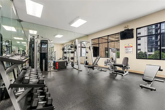 $250,000 | 3481 Lakeside Drive Northeast, Unit 801, Atlanta, GA 30326