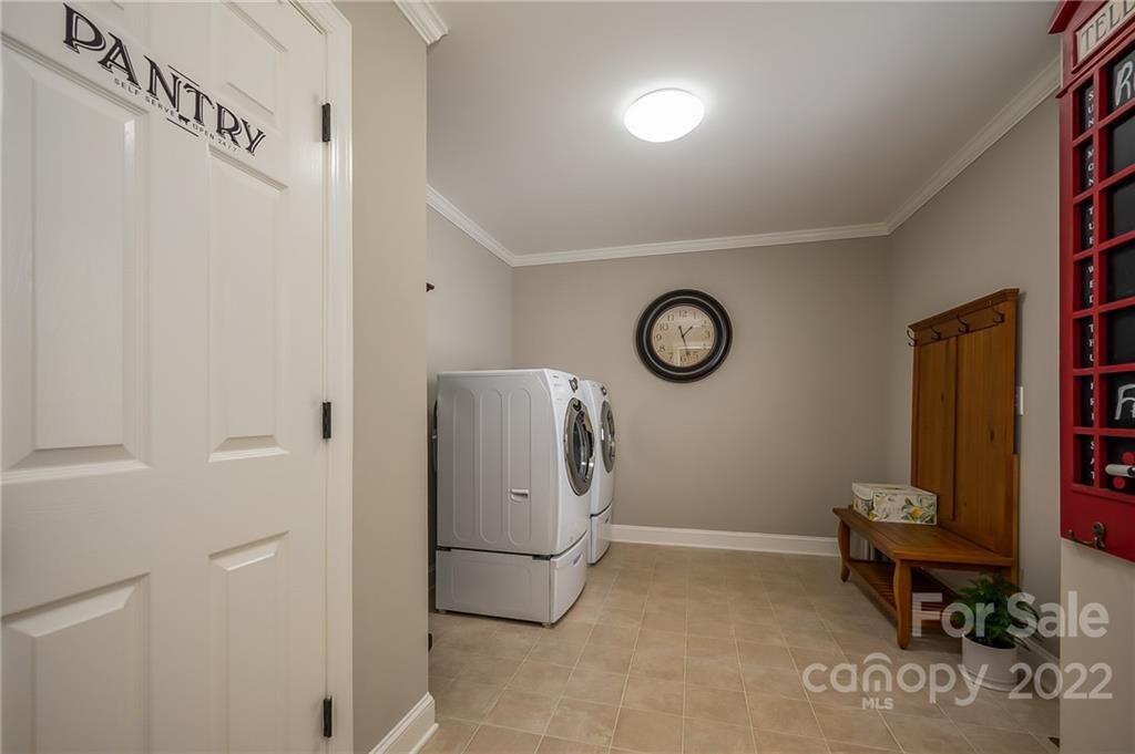 212 Ridgeview Drive Rutherfordton, NC 28139 - Photo 23 of 47 a view of kitchen with washer and dryer