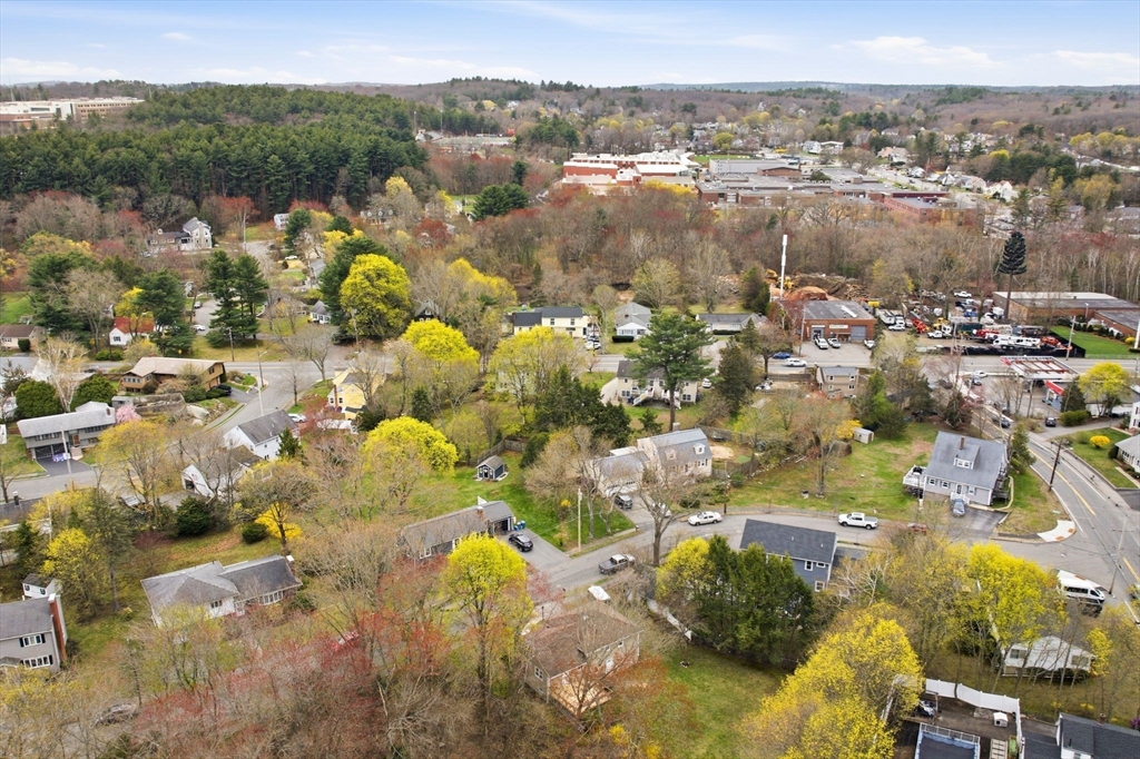 14 Sycamore Road Wakefield, MA 01880 - Photo 33 of 39 Gallery Image 33