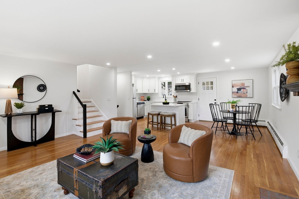 14 Sycamore Road Wakefield, MA 01880 - Photo 8 of 39 Gallery Image 8