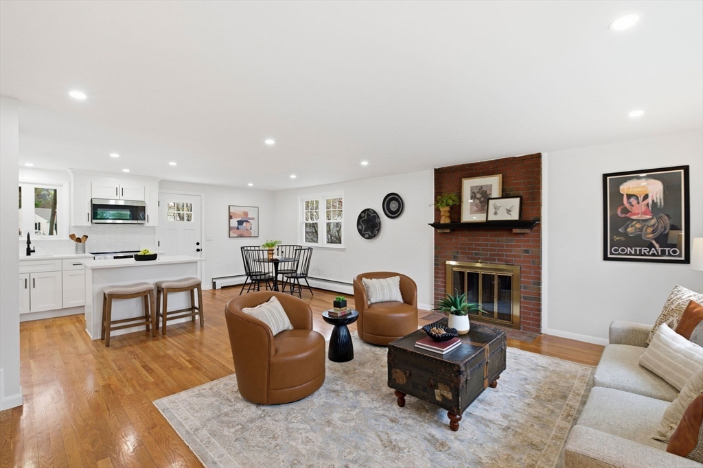 14 Sycamore Road Wakefield, MA 01880 - Photo 9 of 39 Gallery Image 9