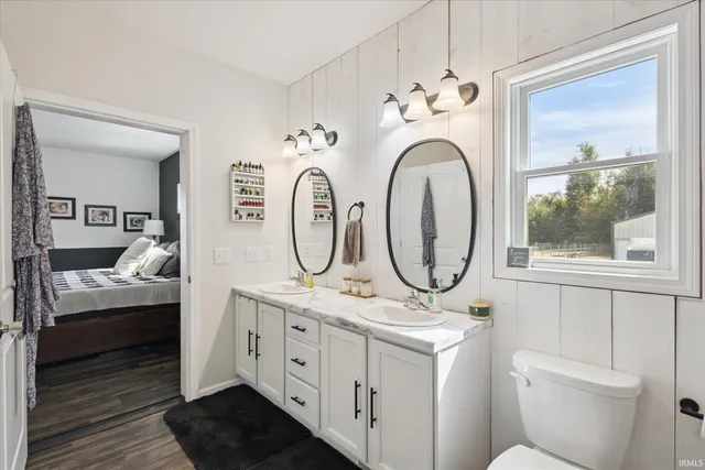 $589,999 | 127 King Road, Bremen, IN 46506