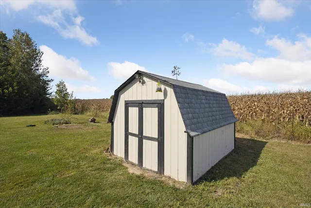 $589,999 | 127 King Road, Bremen, IN 46506