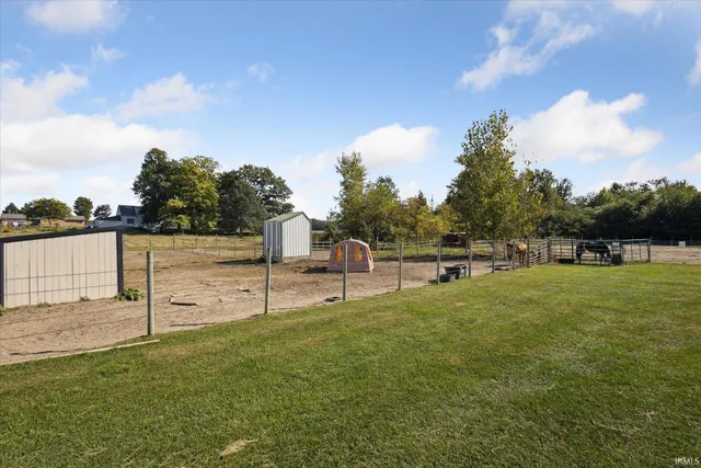 $589,999 | 127 King Road, Bremen, IN 46506