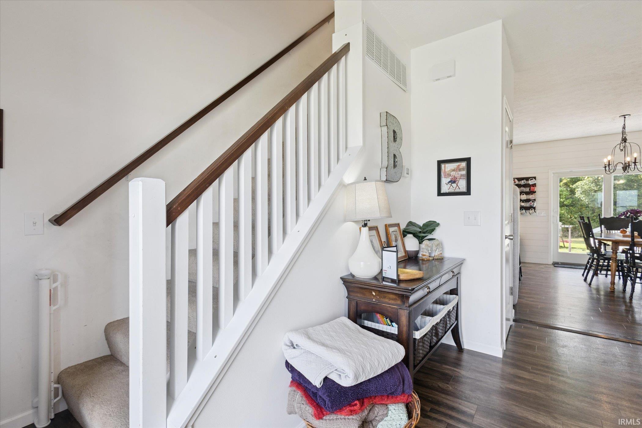 127 King Road Bremen, IN 46506 - Photo 4 of 36