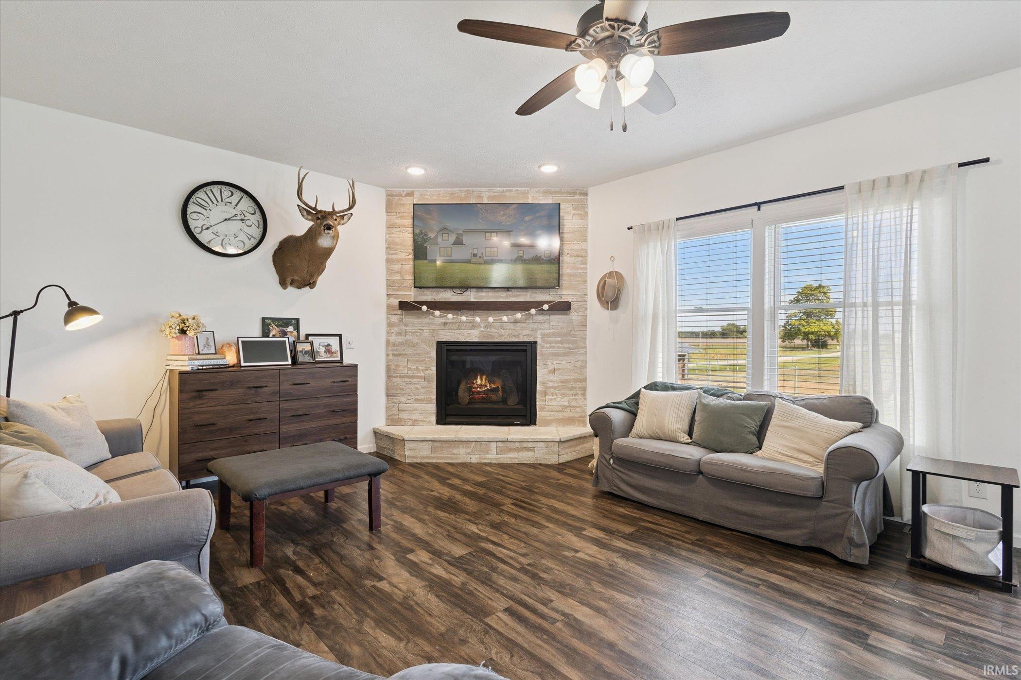 127 King Road Bremen, IN 46506 - Photo 5 of 36