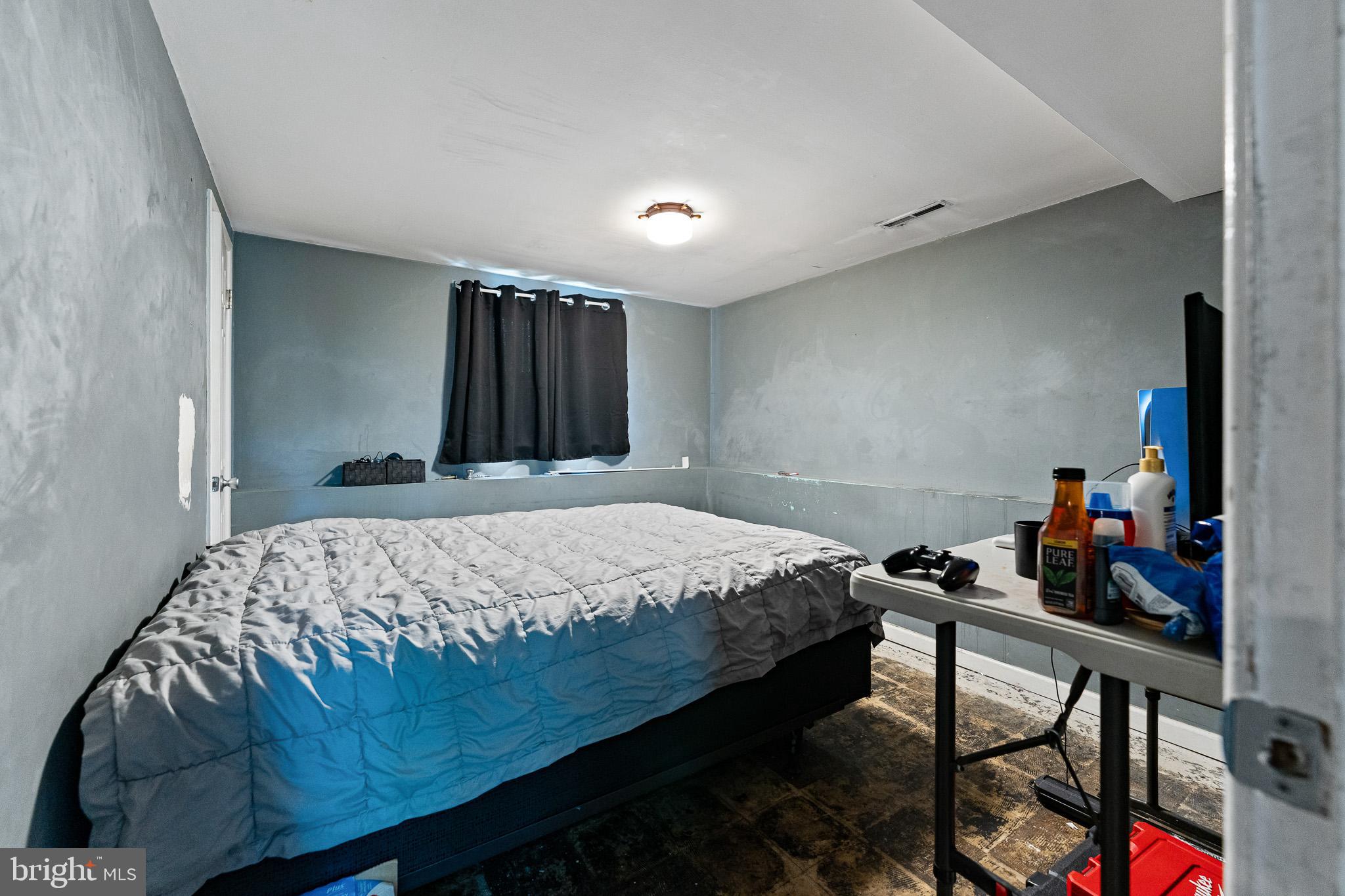 2305 Andover Road Cinnaminson, NJ 08077 - Photo 24 of 31 a bedroom with a bed and a dresser in it