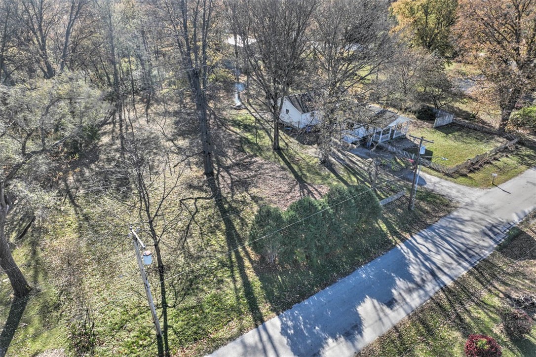 7625 West William Street Decatur, IL 62522 - Photo 3 of 27