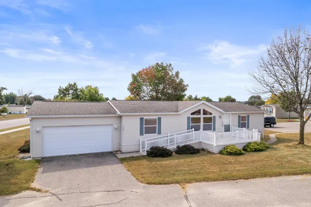 $135,000 | 2701 East Main Street, Unit 156, Reedsburg, WI 53959