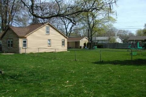 3161 Harrison Avenue Rochester, MI 48307 - Photo 4 of 9 555894-3.JPG