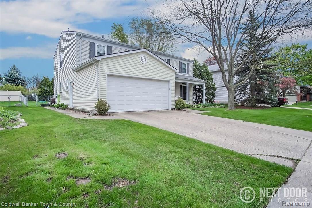 42141 Ridge Road West Novi, MI 48375 - Photo 3 of 32 _DSF0153_Blended.jpg