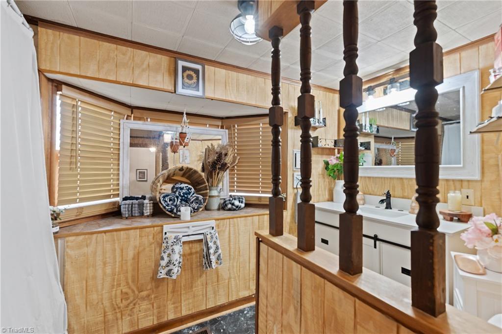 5830 Austin Little Mountain Road Ronda, NC 28670 - Photo 13 of 29 Gallery Image 13