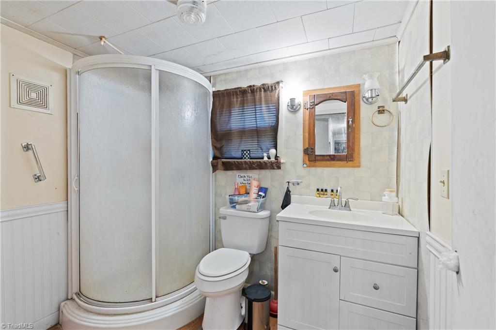 5830 Austin Little Mountain Road Ronda, NC 28670 - Photo 15 of 29 Gallery Image 15