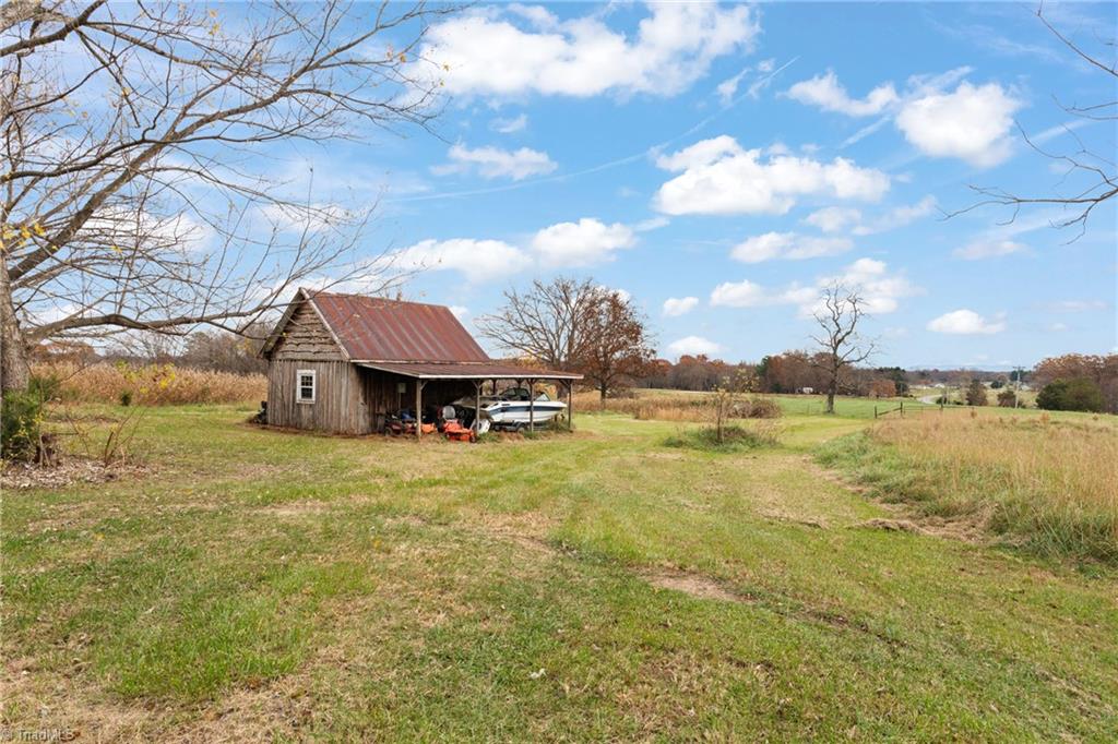 5830 Austin Little Mountain Road Ronda, NC 28670 - Photo 19 of 29 Gallery Image 19