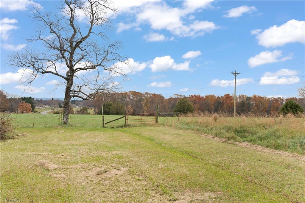 5830 Austin Little Mountain Road Ronda, NC 28670 - Photo 20 of 29 Gallery Image 20