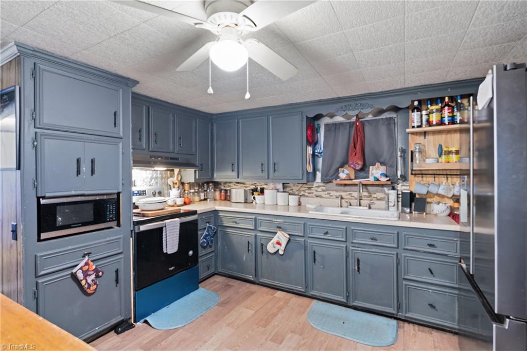 5830 Austin Little Mountain Road Ronda, NC 28670 - Photo 8 of 29 Gallery Image 8