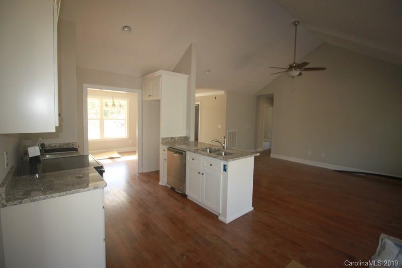 6942 Campbell Road York, SC 29745 - Photo 4 of 11 Gallery Image 4