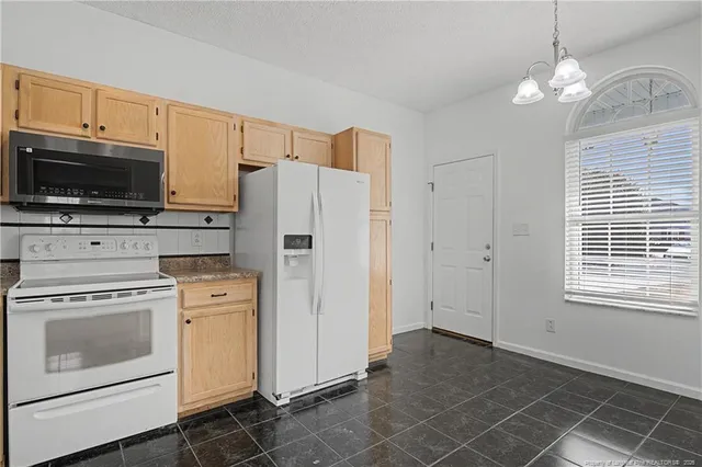 $209,900 | 3812 Goforth Drive, Hope Mills, NC 28348