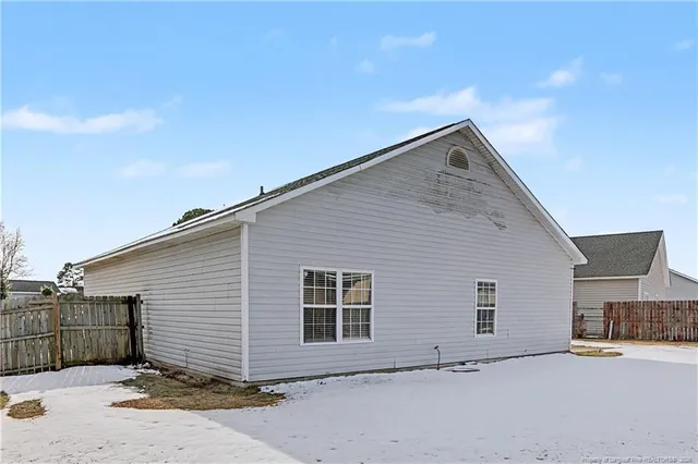 $209,900 | 3812 Goforth Drive, Hope Mills, NC 28348