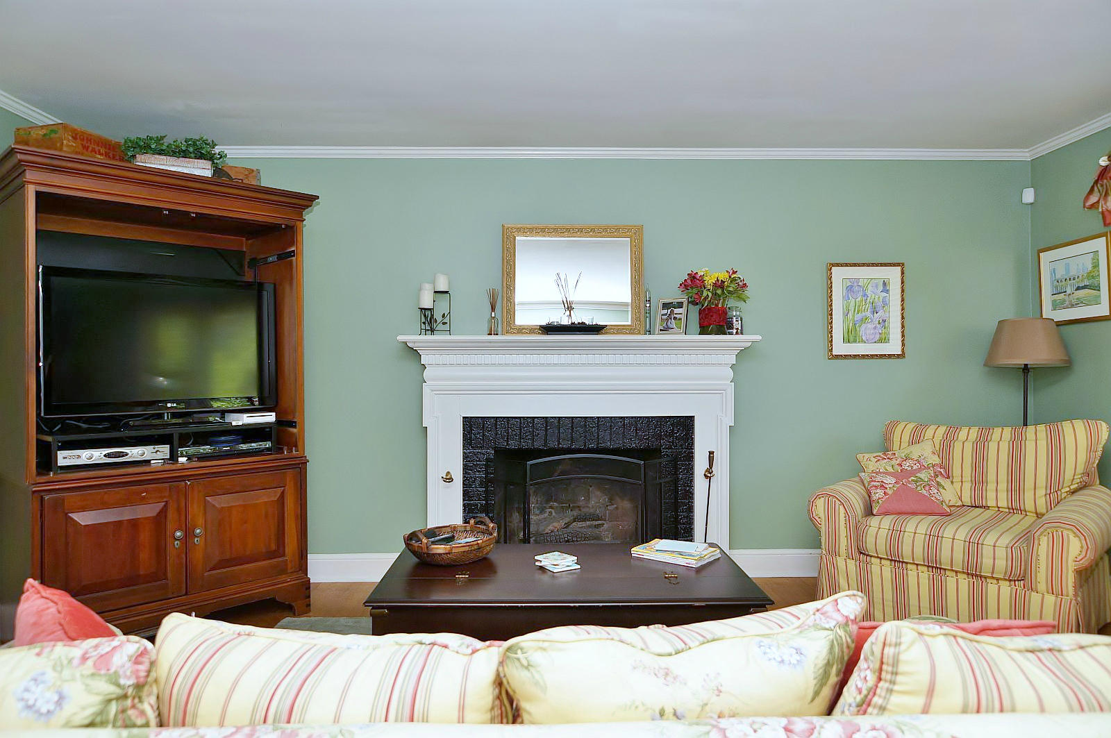 1012 Clearfield Road Southwest Roanoke, VA 24015 - Photo 5 of 29 5