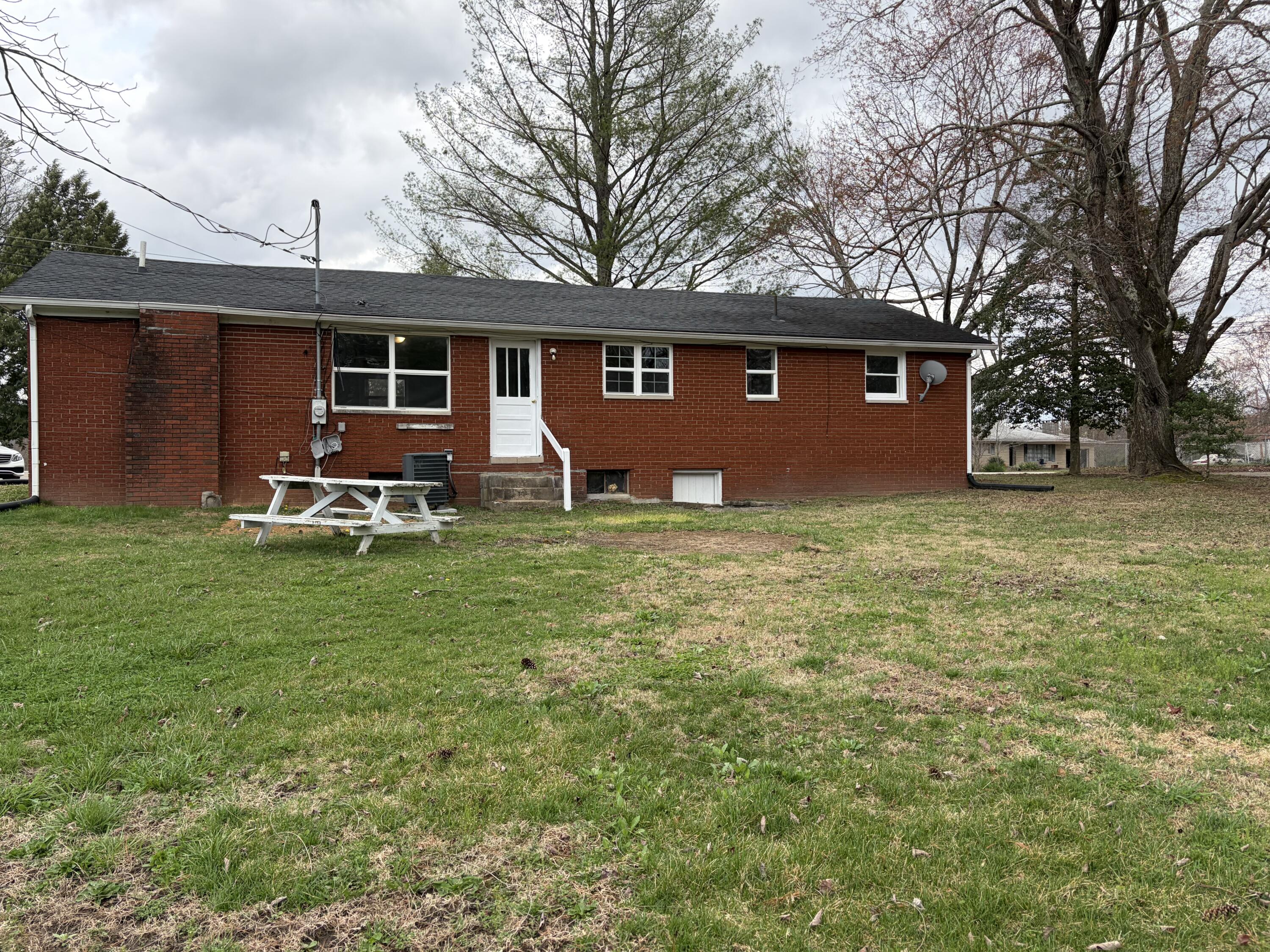 8105 Barbourville Road London, KY 40744 - Photo 11 of 15 IMG_4342