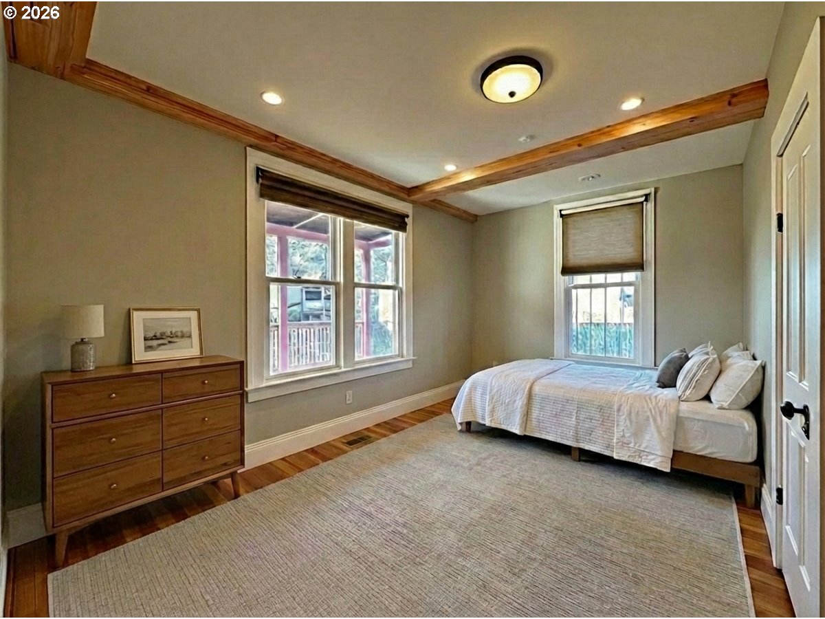 260 Heisler Street Dufur, OR 97021 - Photo 13 of 22