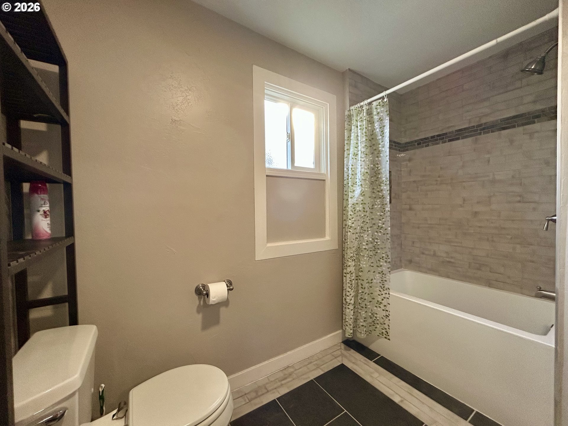 260 Heisler Street Dufur, OR 97021 - Photo 18 of 22