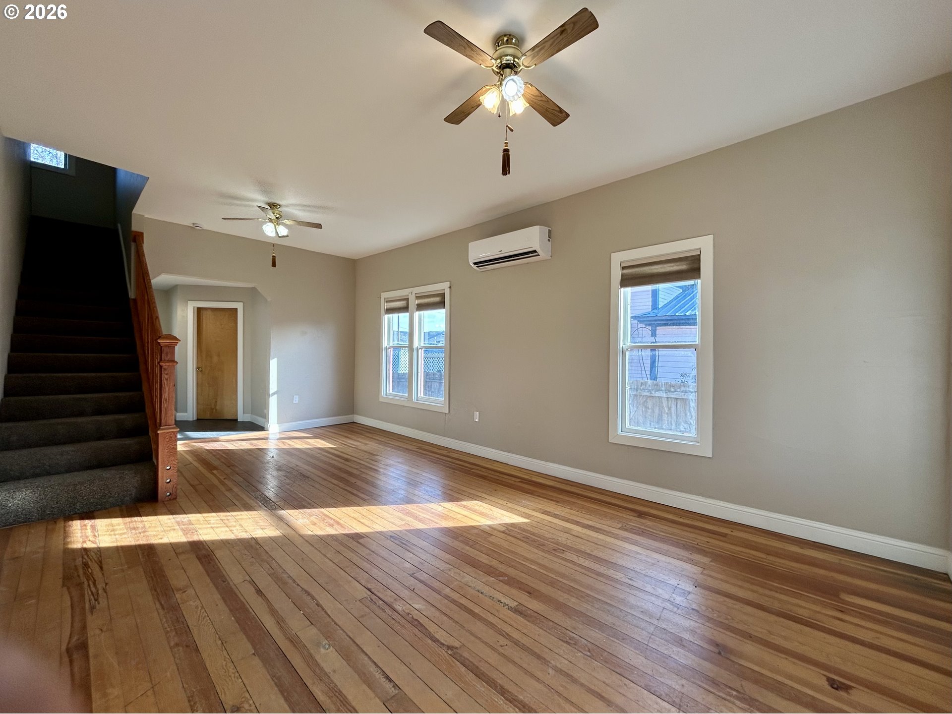 260 Heisler Street Dufur, OR 97021 - Photo 2 of 22