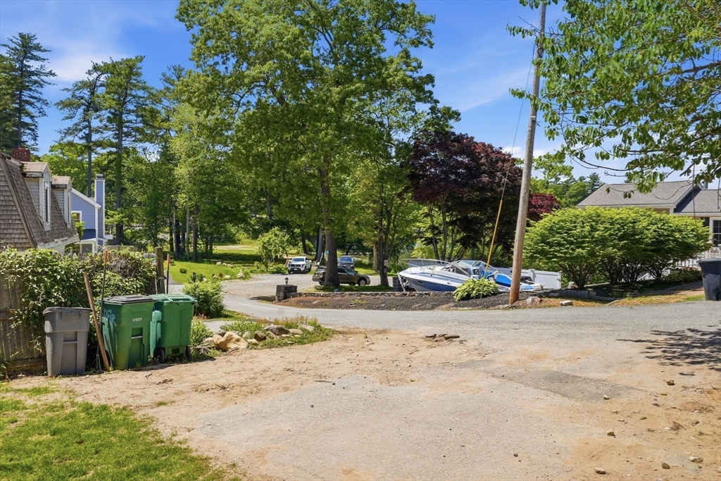 10 Fir Road Pembroke, MA 02359 - Photo 34 of 38