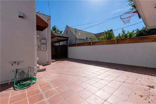 $2,250,000 | 837 South Sierra Bonita Avenue, Los Angeles, CA 90036