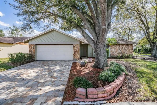 $345,000 | 1610 Sanderling Court, Brandon, FL 33511