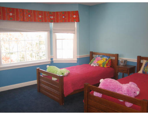 84 Thistle Road North Andover, MA 01845 - Photo 13 of 19 Gallery Image 13