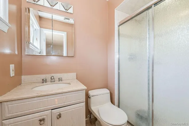 $1,299,000 | 821 Cliffside Avenue, Valley Stream, NY 11581