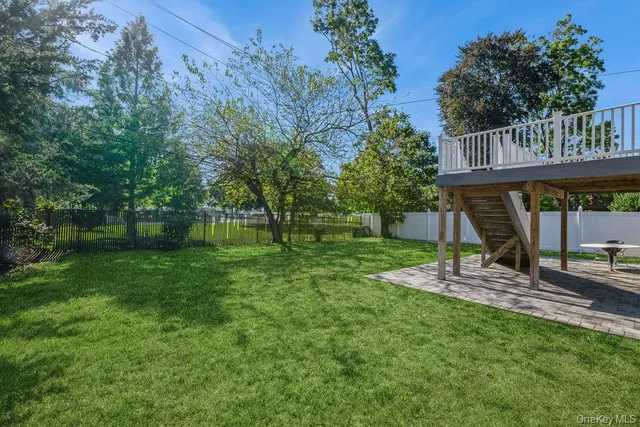 $1,299,000 | 821 Cliffside Avenue, Valley Stream, NY 11581