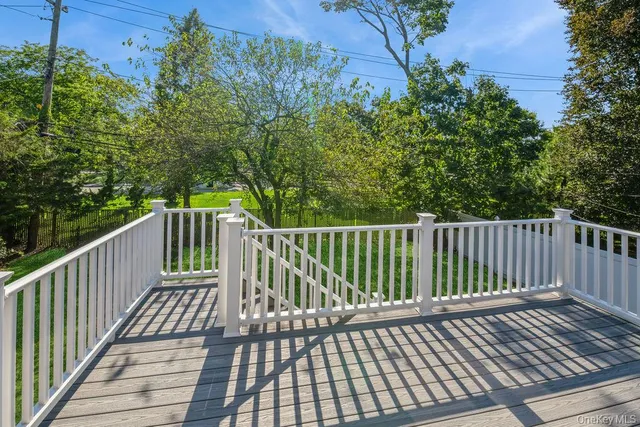 $1,299,000 | 821 Cliffside Avenue, Valley Stream, NY 11581