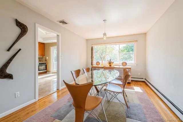 $1,299,000 | 821 Cliffside Avenue, Valley Stream, NY 11581