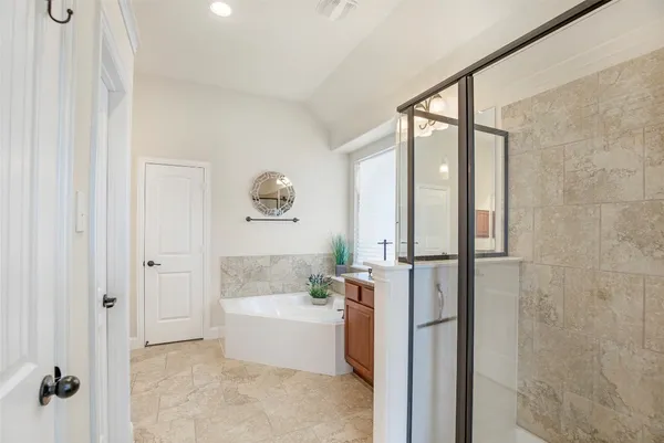 $3,600 | 6703 Honeycrest Lane, Spring, TX 77389