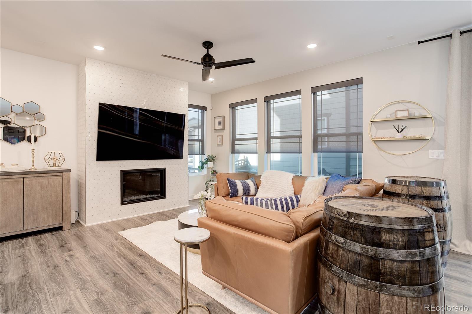 431 Courtfield Way Castle Pines, CO 80108 - Photo 11 of 49