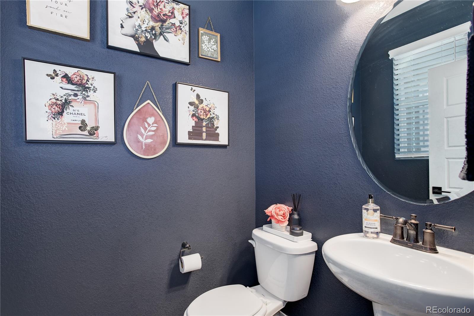 431 Courtfield Way Castle Pines, CO 80108 - Photo 19 of 49