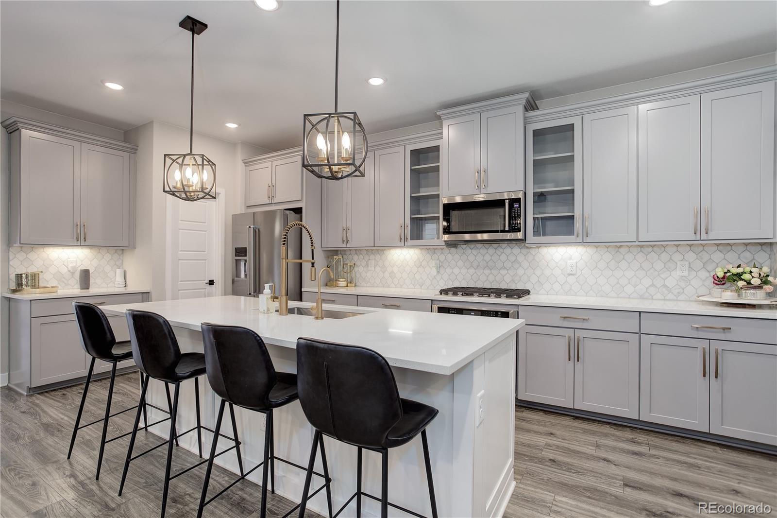 431 Courtfield Way Castle Pines, CO 80108 - Photo 5 of 49