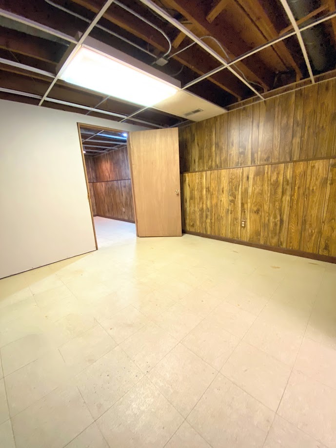 620 Sycamore Road Buffalo Grove, IL 60089 - Photo 18 of 21 a view of an empty room