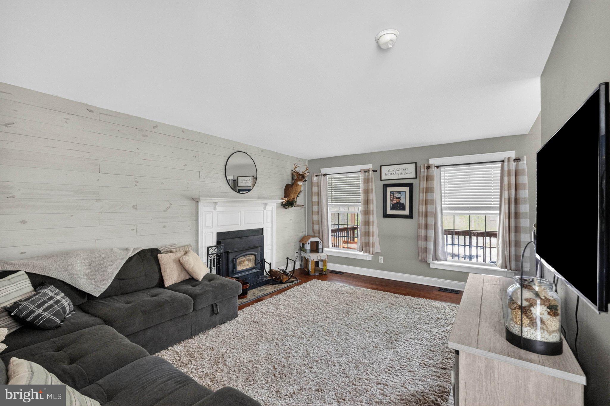 1070 State Road Coopersburg, PA 18036 - Photo 12 of 42