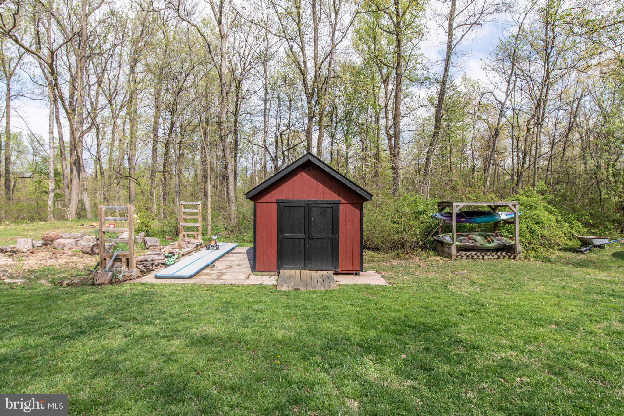 1070 State Road Coopersburg, PA 18036 - Photo 30 of 42