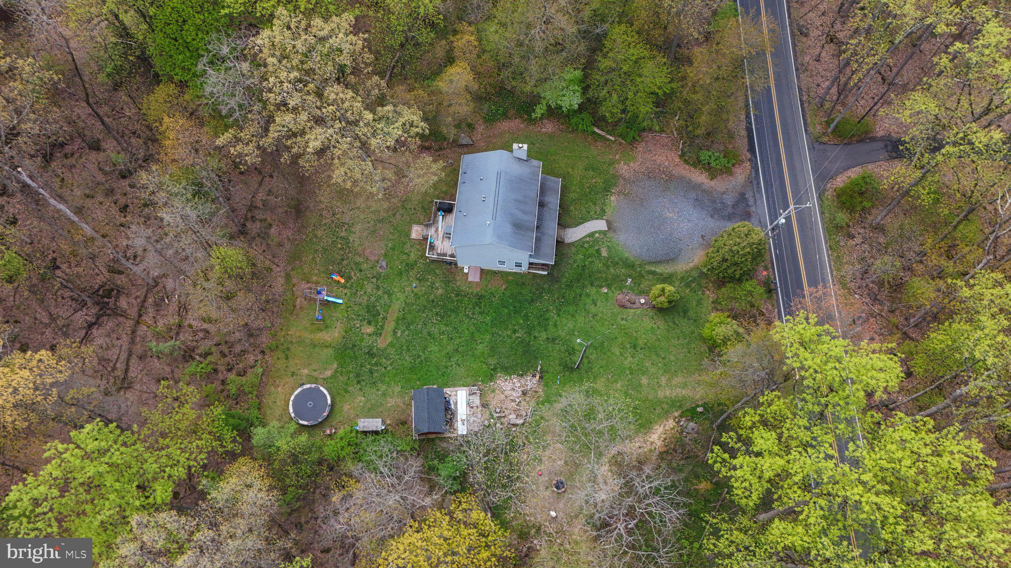 1070 State Road Coopersburg, PA 18036 - Photo 37 of 42