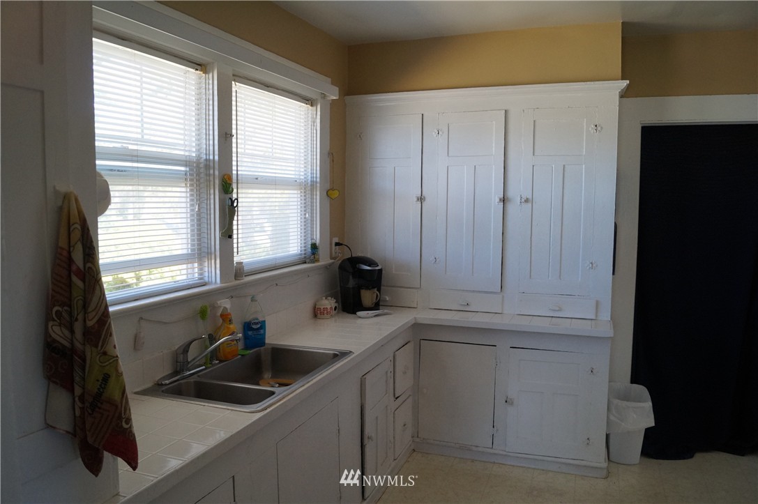 409 D Street Cosmopolis, WA 98537 - Photo 17 of 22 Gallery Image 17